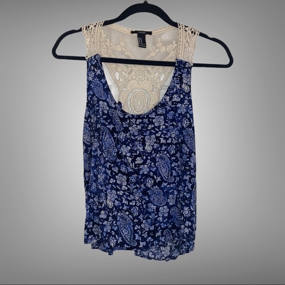 Forever 21 Top - Picture 1 of 5